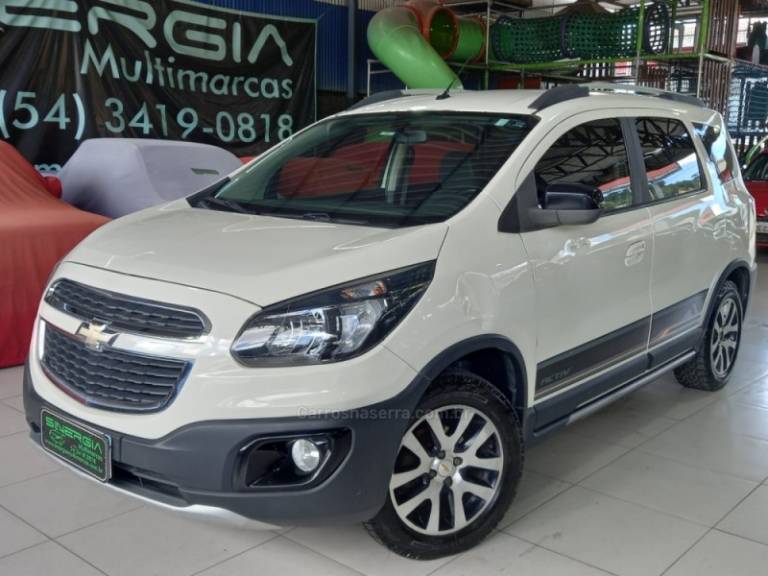 CHEVROLET - SPIN - 2016/2016 - Outra - R$ 49.900,00